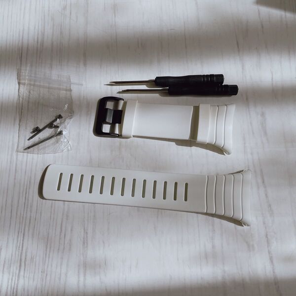 monoii SUUNTOCORE互換品 ベルト スントコア 交換 バンド シリコン (ホワイト)