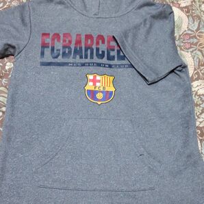 USED FC BARCELONA 半袖 パーカー フーディ 120cm 130cm