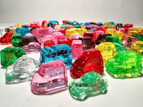 クリスタルストーン 自動車 クレーンゲーム景品 ゆうパケットプラスの箱に一杯 No.10