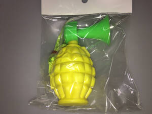 * retro toy [ pine type trumpet ( pineapple ) / junk ]*