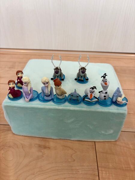 アナ雪 ミニフィギュア チョコエッグ 11体