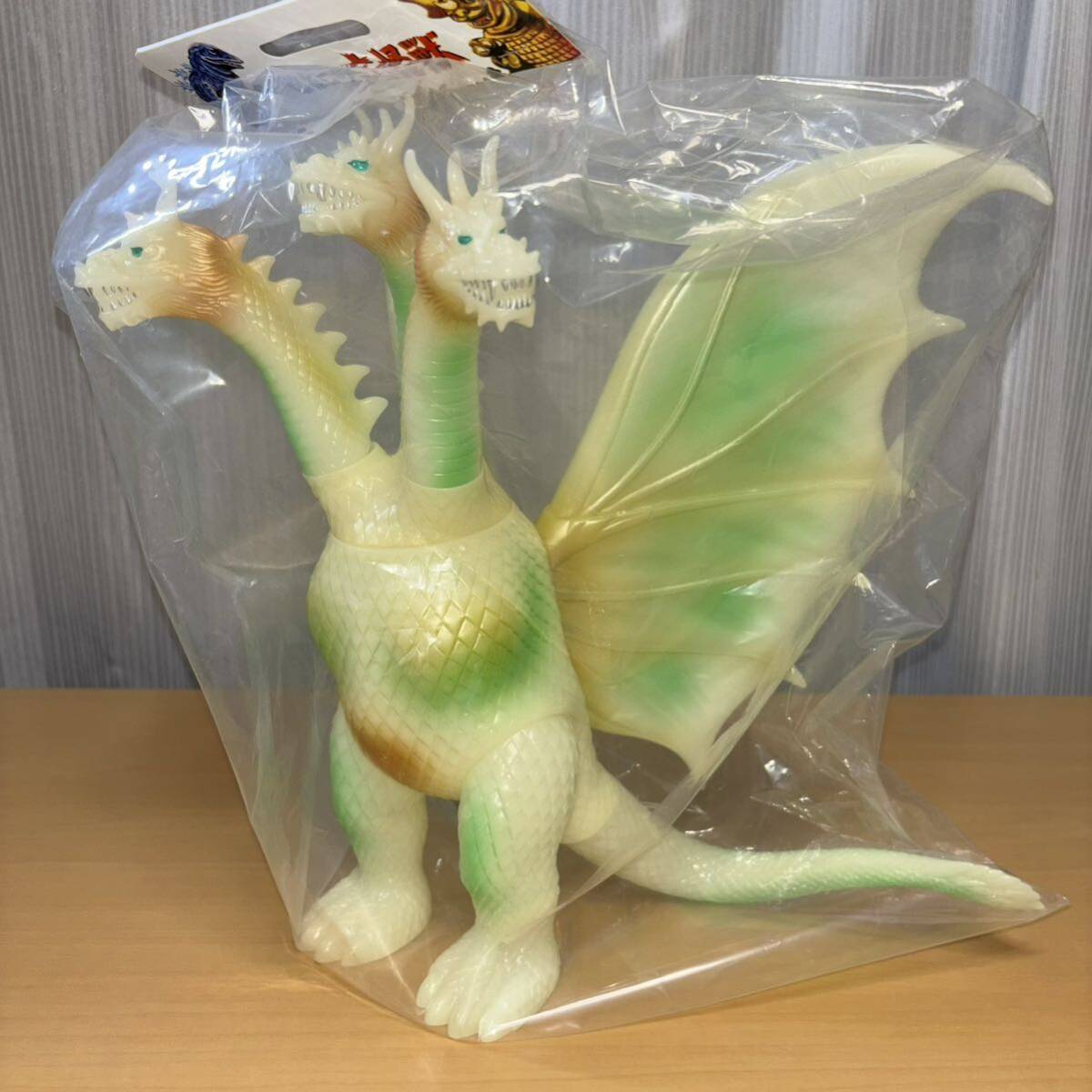 Yahoo!オークション -「マルサン ソフビ」(キングギドラ Yahoo!オークション -「マルサン ソフビ」(キングギドラ