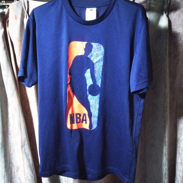 NBAロゴ Tシャツ