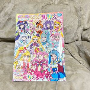 わんだふるぷりきゅあ! 映画 キラキラぬりえ シールつき! オールスターズ