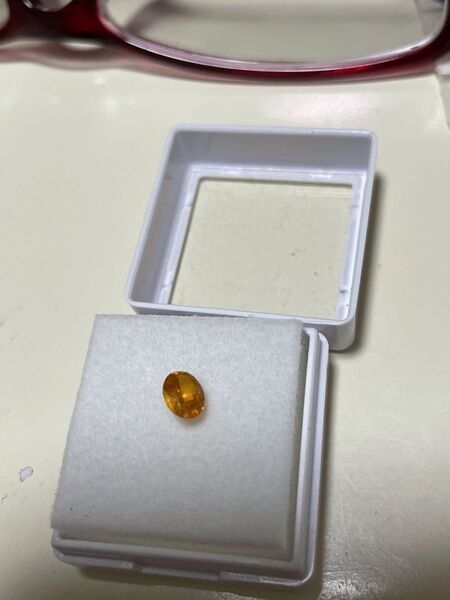 シリノフマイト ルース 天然石 0.56ct