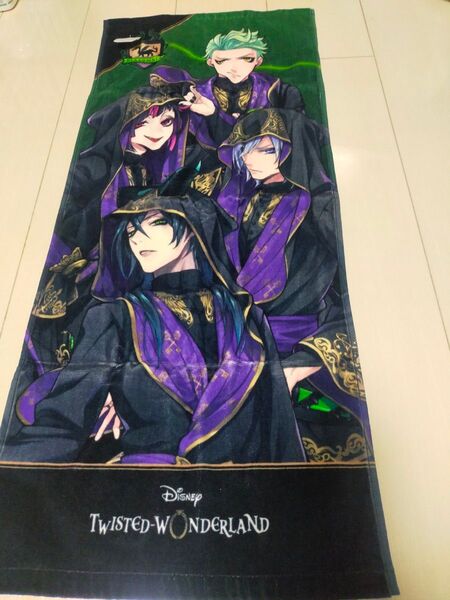 ③ツイステッドワンダーランド ポムフィオーレ寮 フェイスタオル 新品未使用 ◆2枚で800円。