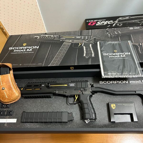 東京マルイ scorpion modM カスタム品 実物マグポーチ付き