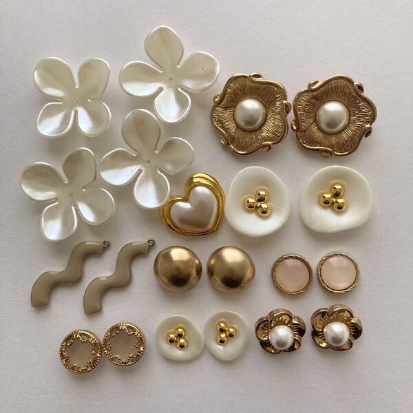 【新品・未使用】アクセサリーパーツ 21個 ハンドメイドパーツ ヴィンテージパーツ