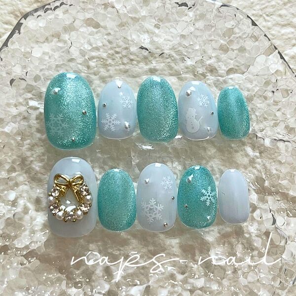 ネイルチップ 水色 マグネット 雪の結晶 冬ネイル 雪ネイル クリスマスネイル