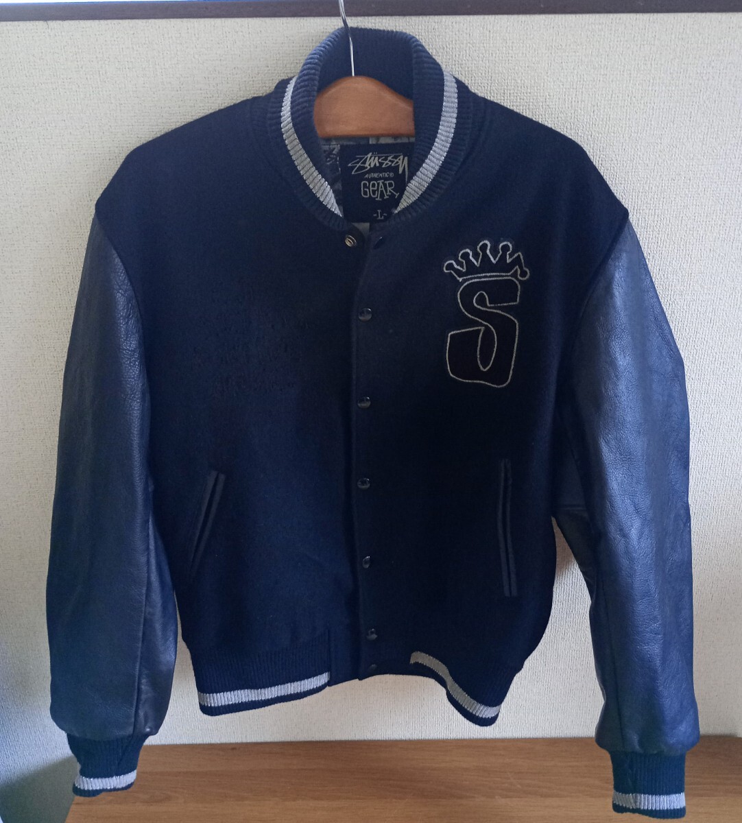 Yahoo!オークション -「stussy スタジャン l」の落札相場・落札価格 Yahoo!オークション -「stussy スタジャン l」の落札相場・落札価格