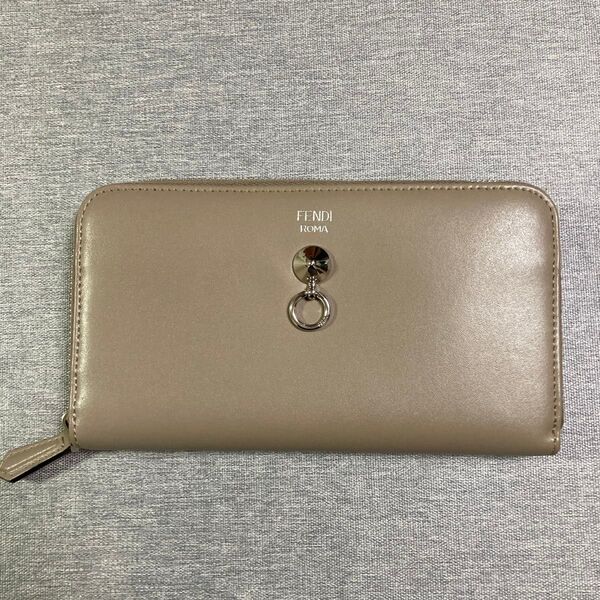 FENDI 長財布★ベージュ美品