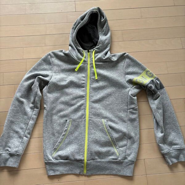 Reebok パーカー