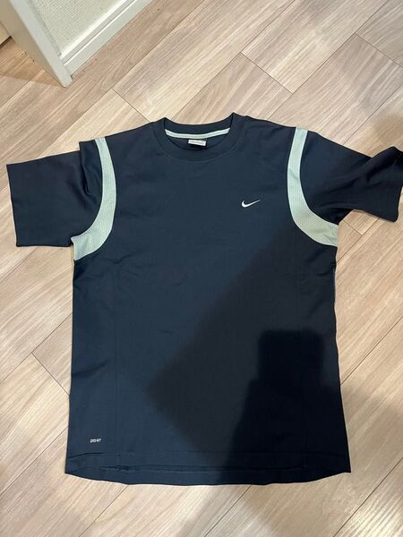 数回着用美品 NIKE半袖シャツMナイキ 半袖 Tシャツ Dri-FIT