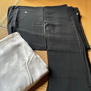 着物と襦袢 喪服 家紋入り