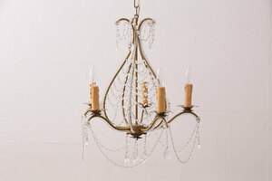 R-048867 used gorgeous . atmosphere . charm! taste .. deep color tone. antique manner chandelier ( ceiling lighting, hanging lowering lighting )(R-048867)