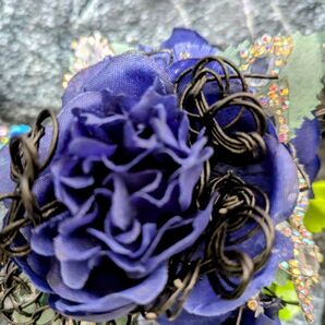 成人式、七五三、パーティーなどの髪飾り 薔薇、水引き
