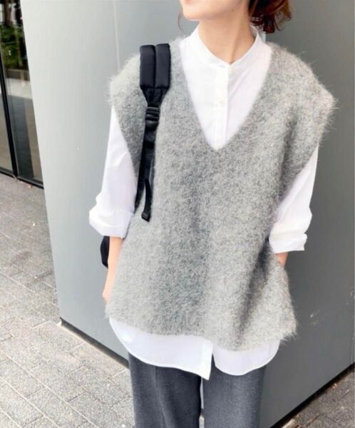 ★新品 Spick&Span(スピックアンドスパン) ファーニットベスト グレー フリーサイズ