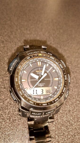 protrek CASIO 腕時計 電波ソーラー