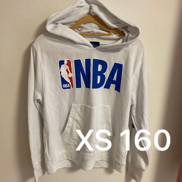 NBA 160 パーカー コットン プリント バスケ 使用感あり 古着 シンプル かっこいい 白 ミニバス トレーニング