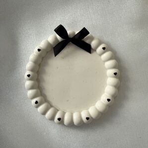 ジェスモナイト アクセサリートレー ふちどりハート リボン