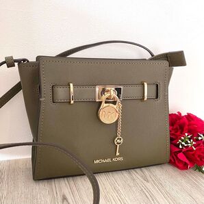 《新品》 MICHAEL KORS グリーン レザー ショルダーバ