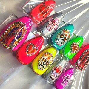ネオンカラー カラフル メキシカンネイル