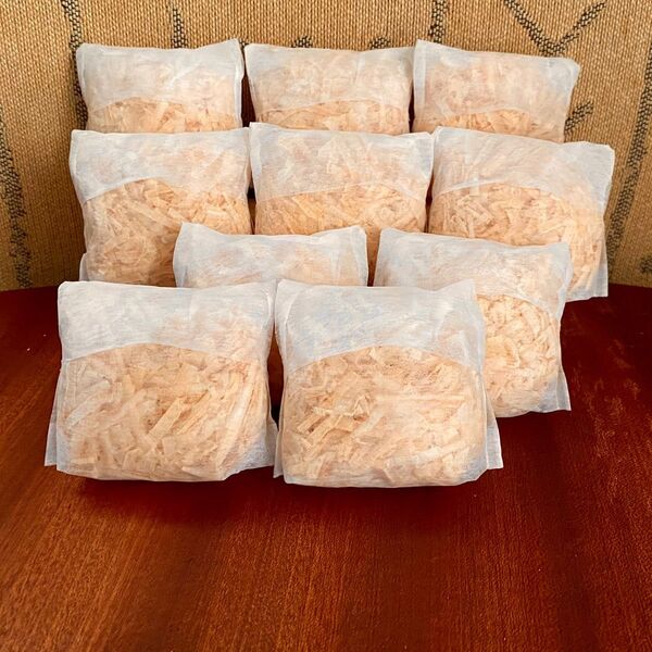 36 削りたてをお届けします 国産 ヒノキチップ ひのきおがくず 檜チップ 香り袋 おがくず10袋