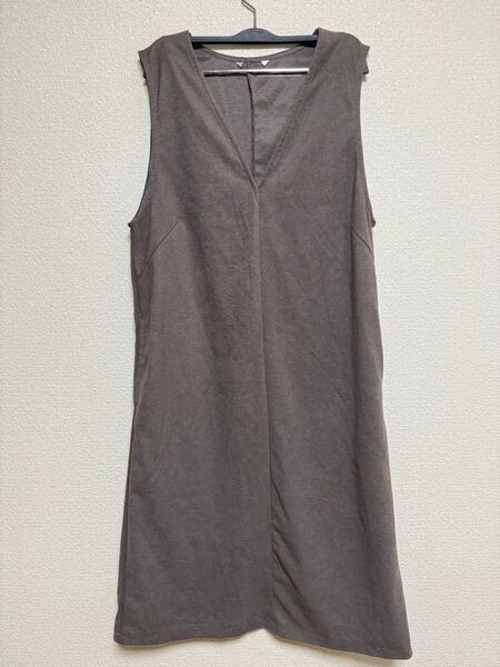新品★グレー ノースリーブ ロングワンピース