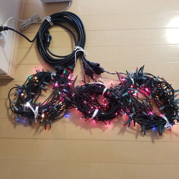 屋外用 イルミネーション LEDクリスマスライト 赤緑青白 延長コード&タイマー付