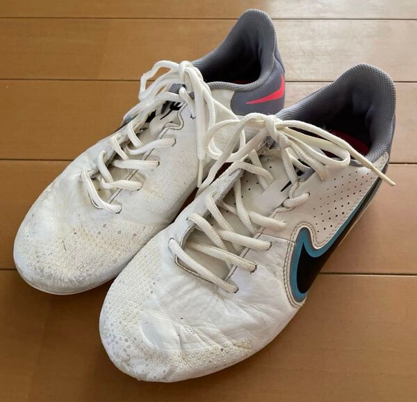 Nike サッカーシューズ ホワイト