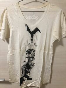 ガルシアマルケス　メンズVネックTシャツ