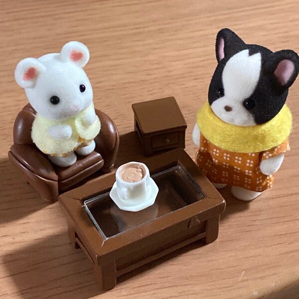 ミニチュアコレクション 家具 ソファ サイドテーブル ガラステーブル 飲み物 シルバニア赤ちゃんサイズ