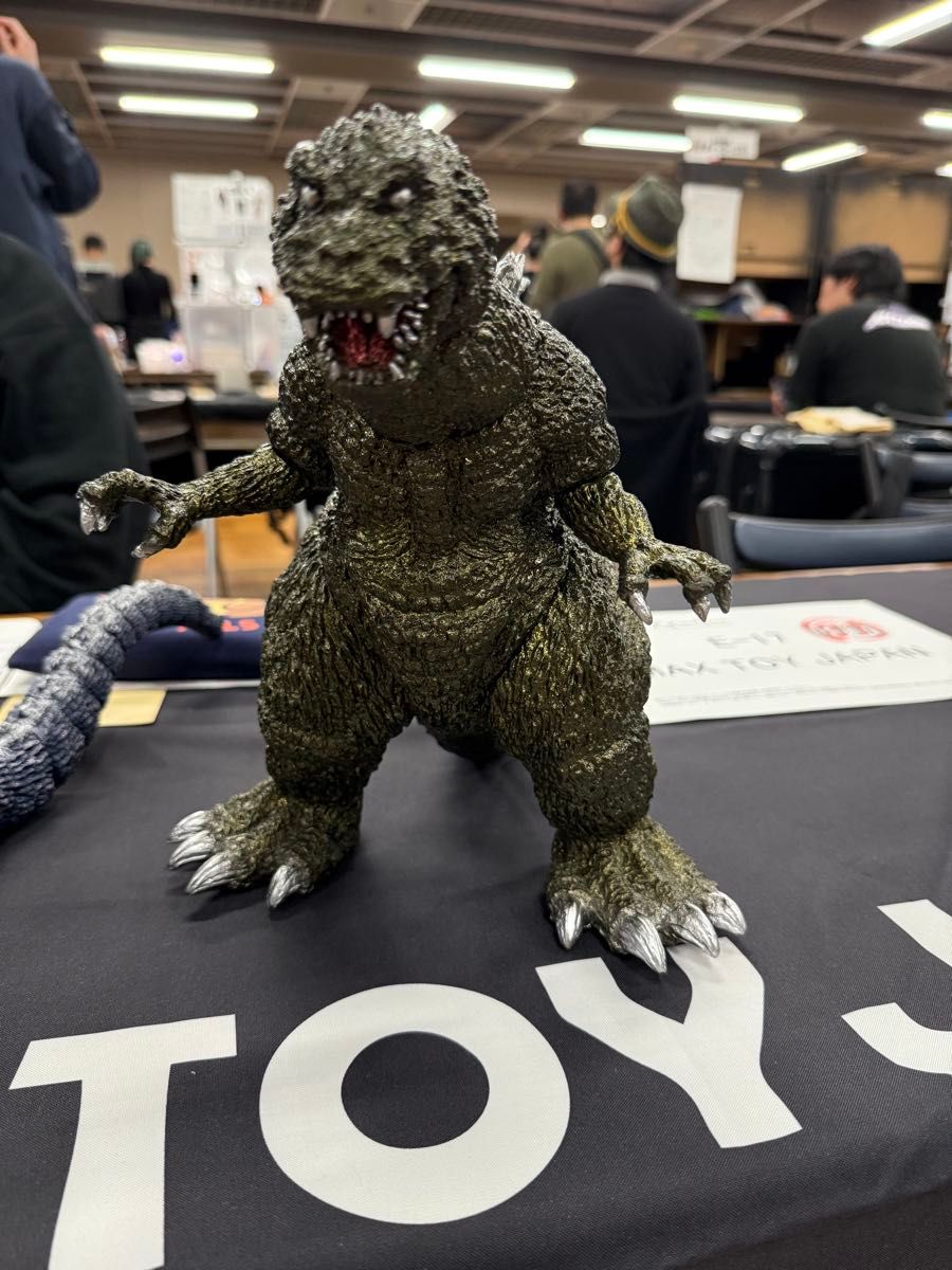 獣低音 Beast Bass Toy Laaz ソフビ　当選品　snaptap