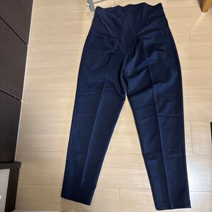 andme マタニティ きれいめツイルテーパードパンツ