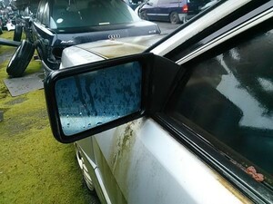 # Audi купе quattro зеркало на двери левый б/у машина на разборку обе есть зеркала в салоне молдинг задняя торцевая дверь undercover решётка Wing #