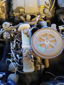 ■ベンツ W123 300DT エンジン 中古 ディーゼル ターボ 部品取あり ヘッド ブロック ピストン クランクシャフト ■