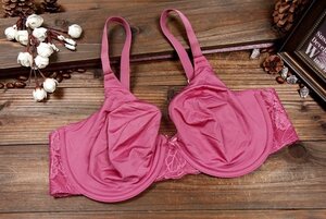 ブラ***B85**ヨーロツパ*シンプルなスタイル*超やさしい肌ざわりが牛乳のようになめらかおしゃれアップデザインブラジャー
