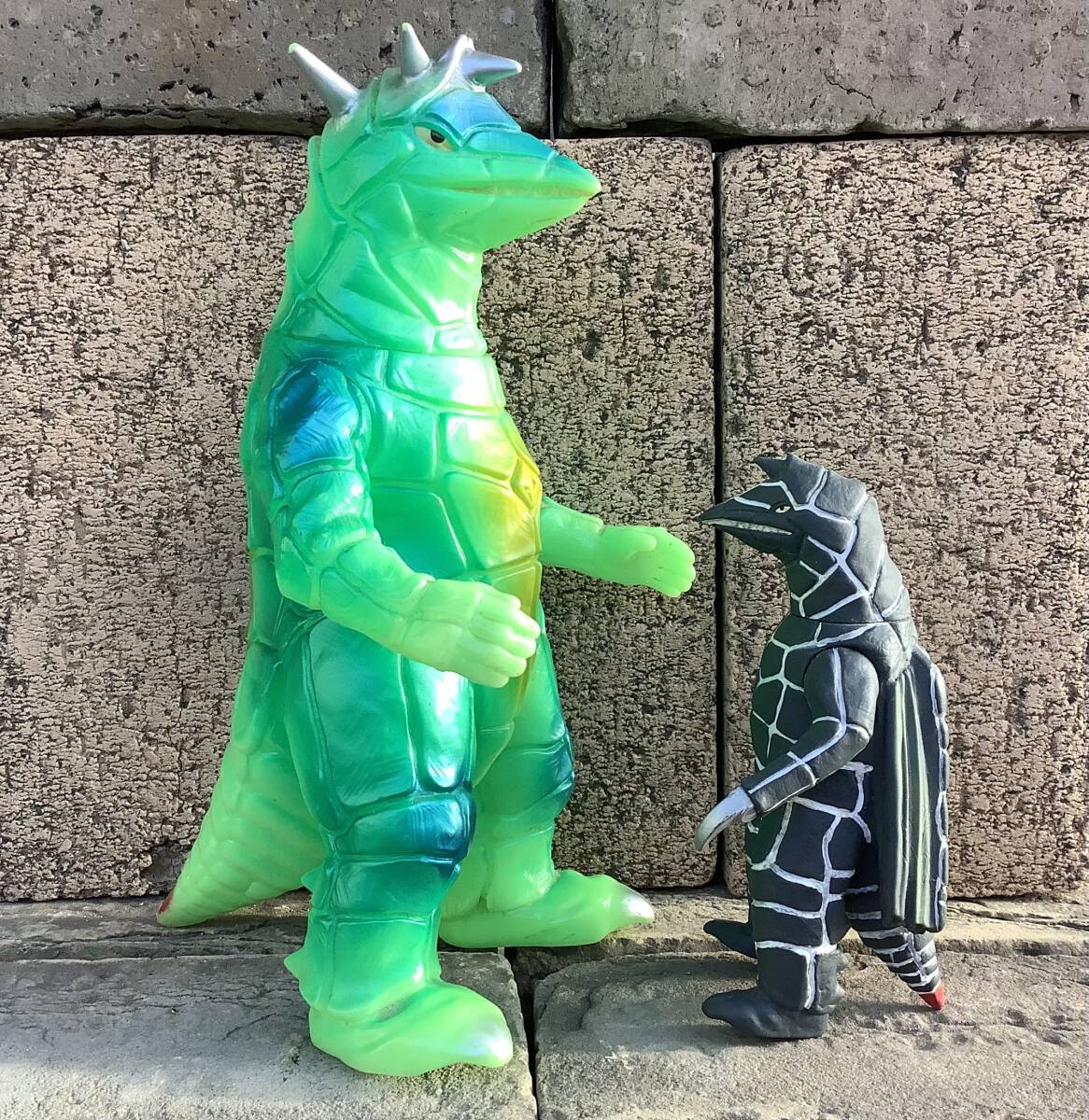 Yahoo!オークション -「彗星怪獣ドラコ」(怪獣、宇宙人 Yahoo!オークション -「彗星怪獣ドラコ」(怪獣、宇宙人