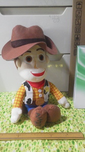 ディズニー TOY STORY3 トイ・ストーリー3 ウッディ ぬいぐるみ タグ有 H45cm 送料350円 足の裏に「ANDY」