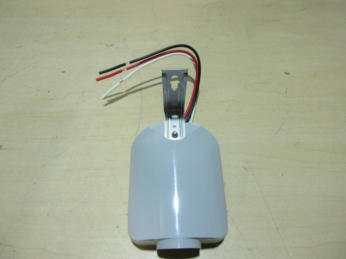楽天市場】EE8937自動点滅器 電子 EEスイッチ受台 JISプラグイン