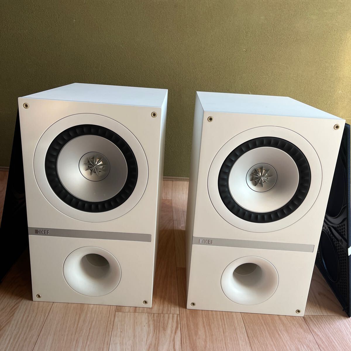 Yahoo!オークション -「kef q300」の落札相場・落札価格 Yahoo!オークション -「kef q300」の落札相場・落札価格