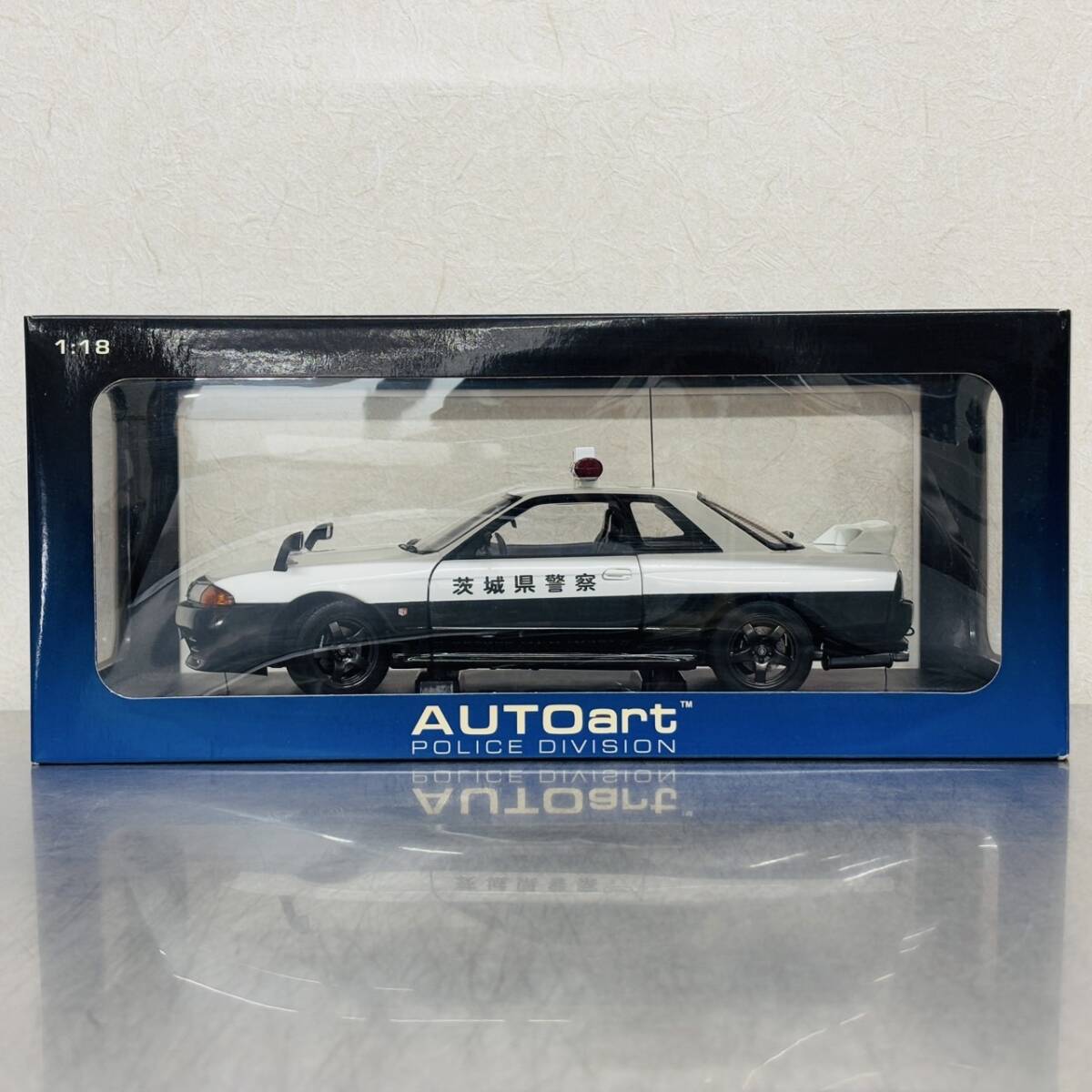 Yahoo!オークション -「(autoart オートアート) 1/18 パトカー Yahoo!オークション -「(autoart オートアート) 1/18 パトカー