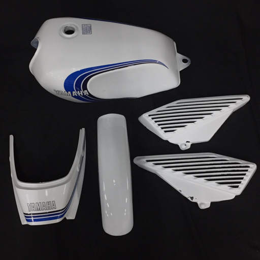 Yahoo!オークション -「rz250 外装セット」(ヤマハ用) (タンク Yahoo!オークション -「rz250 外装セット」(ヤマハ用) (タンク