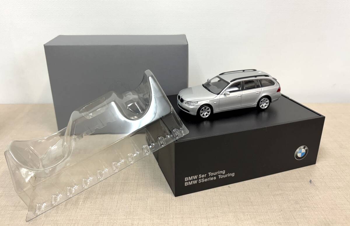 Amazon | ミニカー 1/43 BMW ５シリーズ 5er ツーリング Touring シルバーメタリック ディーラー正規品 モデルカー |  ミニカー・ダイキャストカー | ホビー