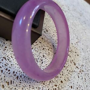 M-238 翡翠バングル 美しいラベンダー 恋愛運 お守り 腕輪 内径56mm