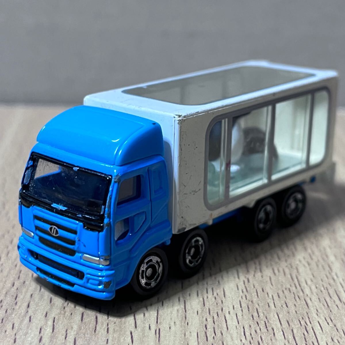トミカ 三菱ふそう 動物運搬車 2台セット ミニカー
