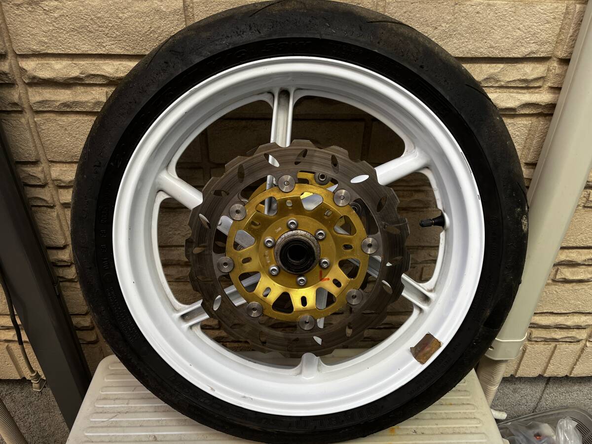 Yahoo!オークション -「rvf400 nc35 ホイール」の落札相場・落札価格 Yahoo!オークション -「rvf400 nc35 ホイール」の落札相場・落札価格