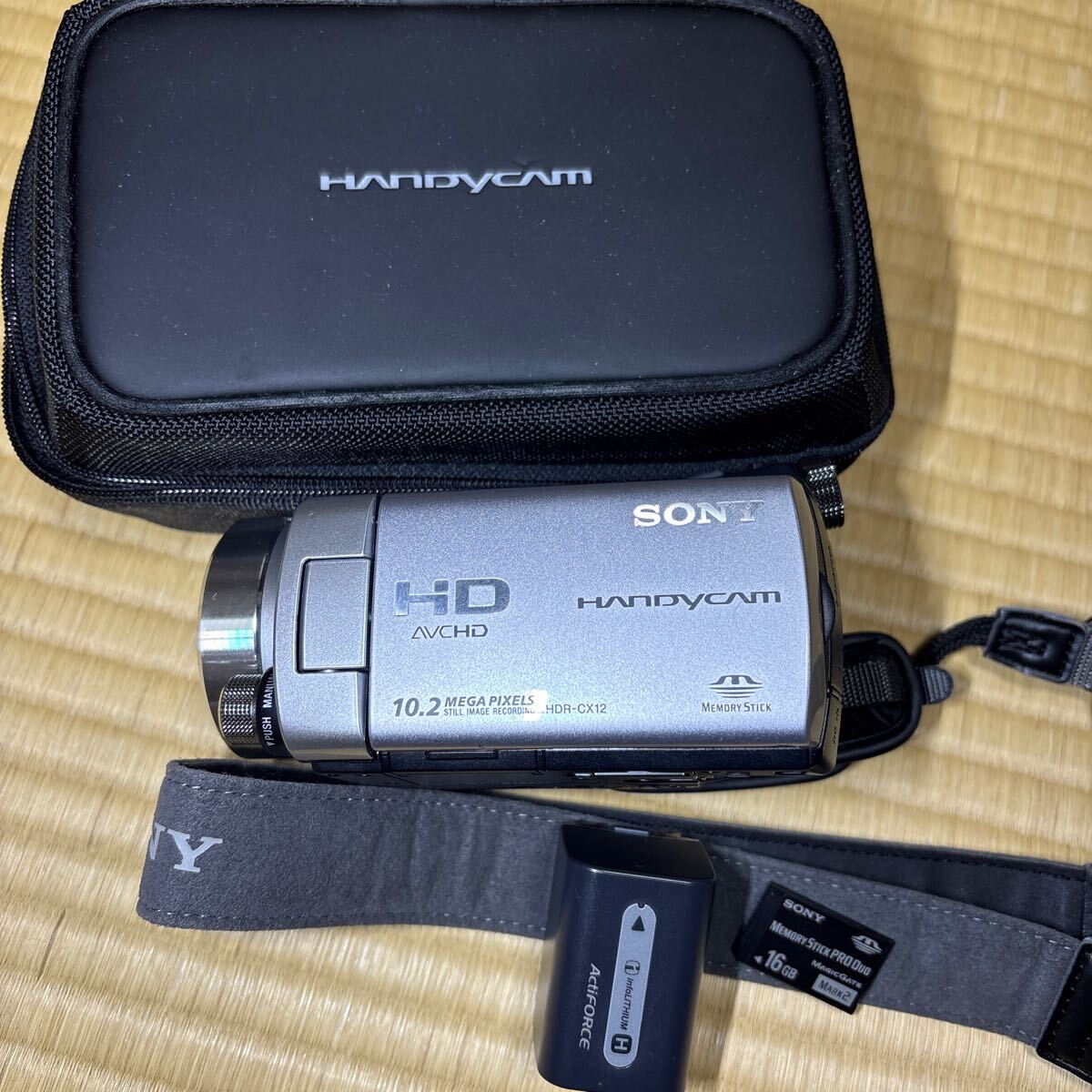 Yahoo!オークション -「hdr-cx12」の落札相場・落札価格 Yahoo!オークション -「hdr-cx12」の落札相場・落札価格