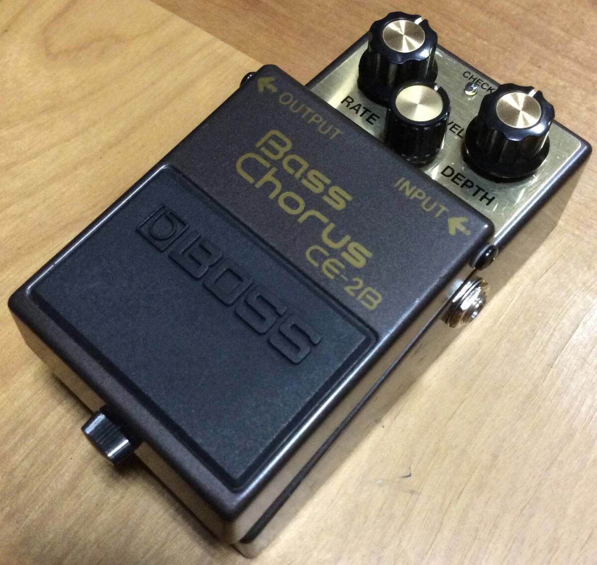 Yahoo!オークション -「boss ce-2b」の落札相場・落札価格 Yahoo!オークション -「boss ce-2b」の落札相場・落札価格