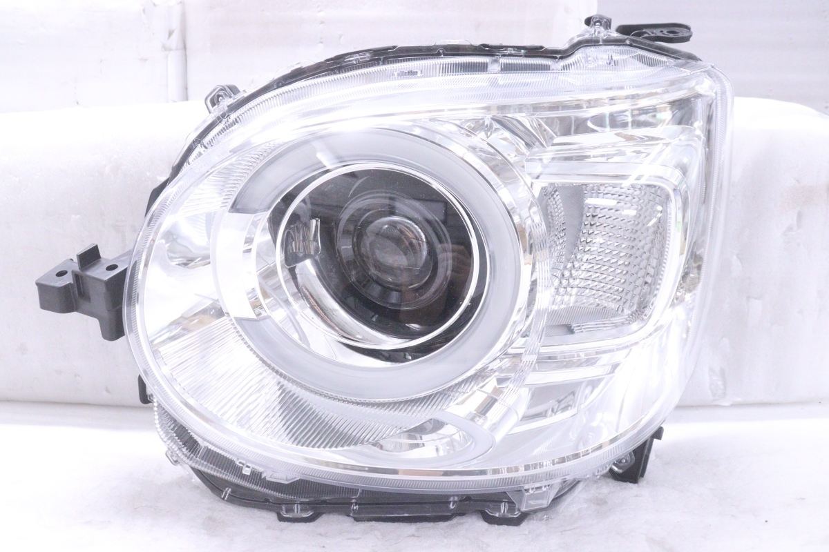★美品★ムーヴキャンバス　LEDヘッドランプユニット RH ☆美品☆ムーヴキャンバス LEDヘッドランプユニット RH ☆美品